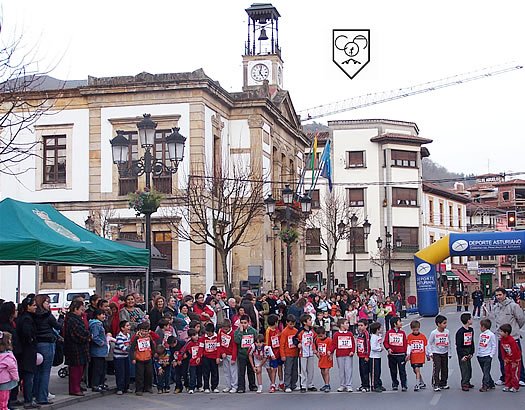 _carrera_urbana_cangasdeonis2007_17.jpg