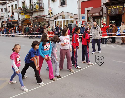 _carrera_urbana_cangasdeonis2007_48.jpg