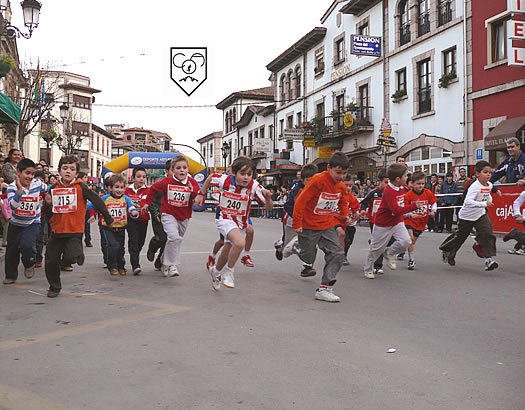 carrera_urbana_cangasdeonis2007_23.jpg