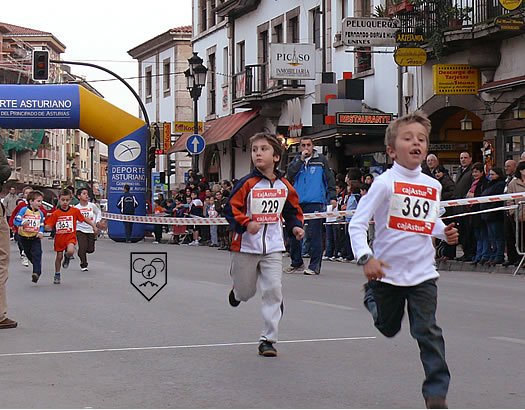 carrera_urbana_cangasdeonis2007_26.jpg