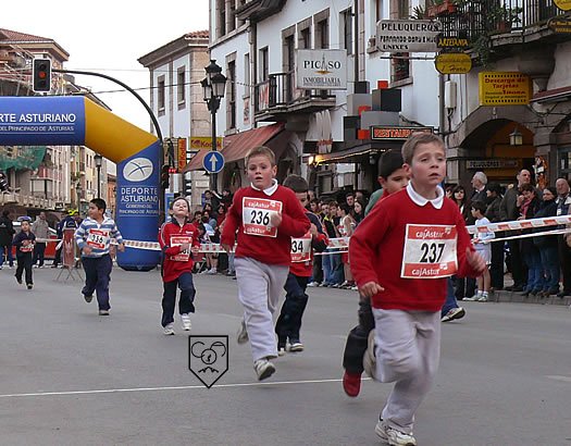 carrera_urbana_cangasdeonis2007_28.jpg