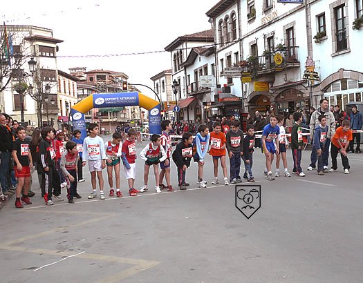 carrera_urbana_cangasdeonis2007_30.jpg