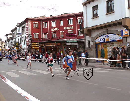 carrera_urbana_cangasdeonis2007_31.jpg