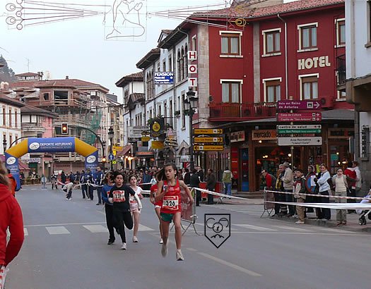 carrera_urbana_cangasdeonis2007_37.jpg